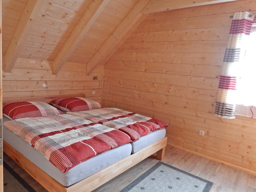 Holzblockhaus Stark كيلهايم المظهر الخارجي الصورة