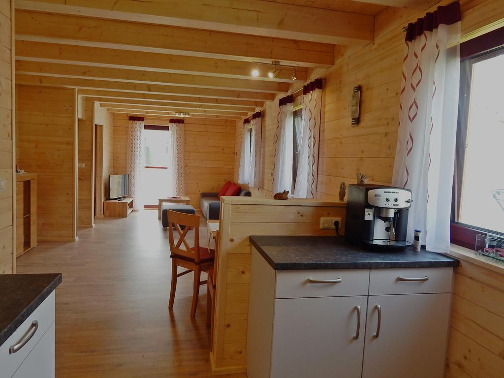 Holzblockhaus Stark كيلهايم المظهر الخارجي الصورة