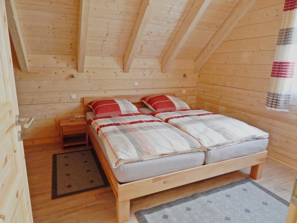 Holzblockhaus Stark كيلهايم المظهر الخارجي الصورة