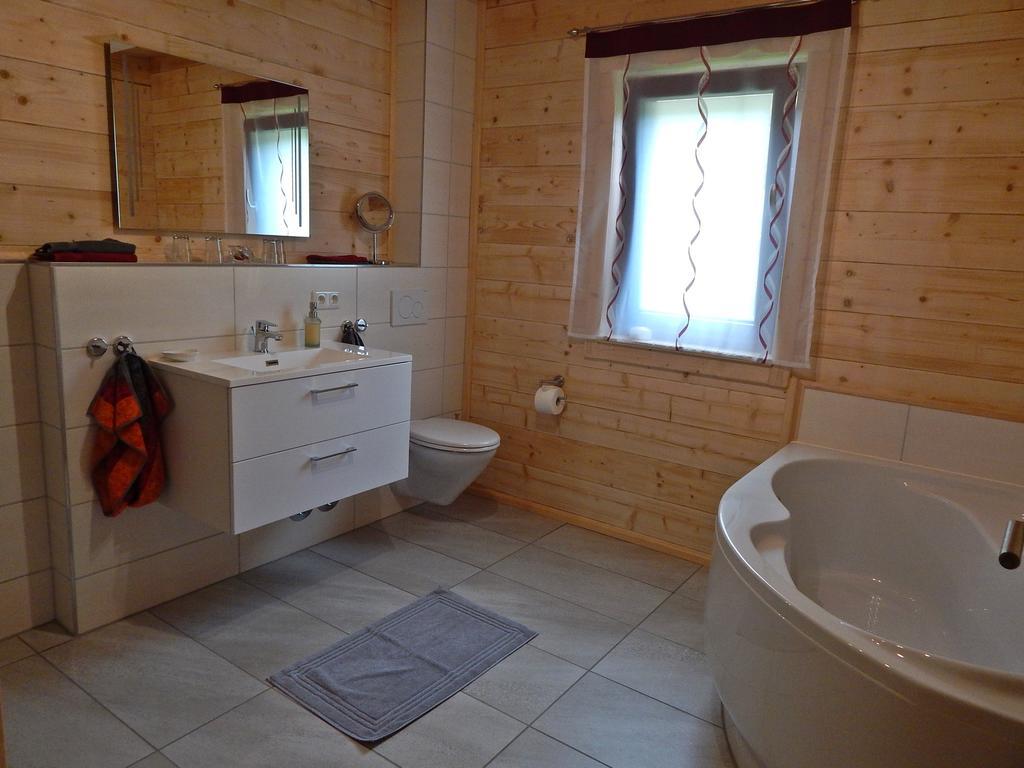 Holzblockhaus Stark كيلهايم المظهر الخارجي الصورة